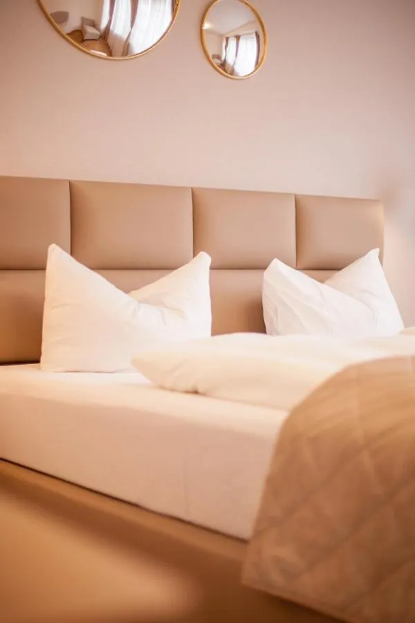 Tm Hotel Duesseldorf 3*, Dusseldorf