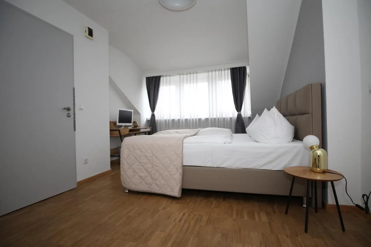 Tm Hotel Duesseldorf  Дюссельдорф